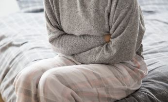 Infecciones del sistema urinario, síntomas, factores de riesgo y tratamiento