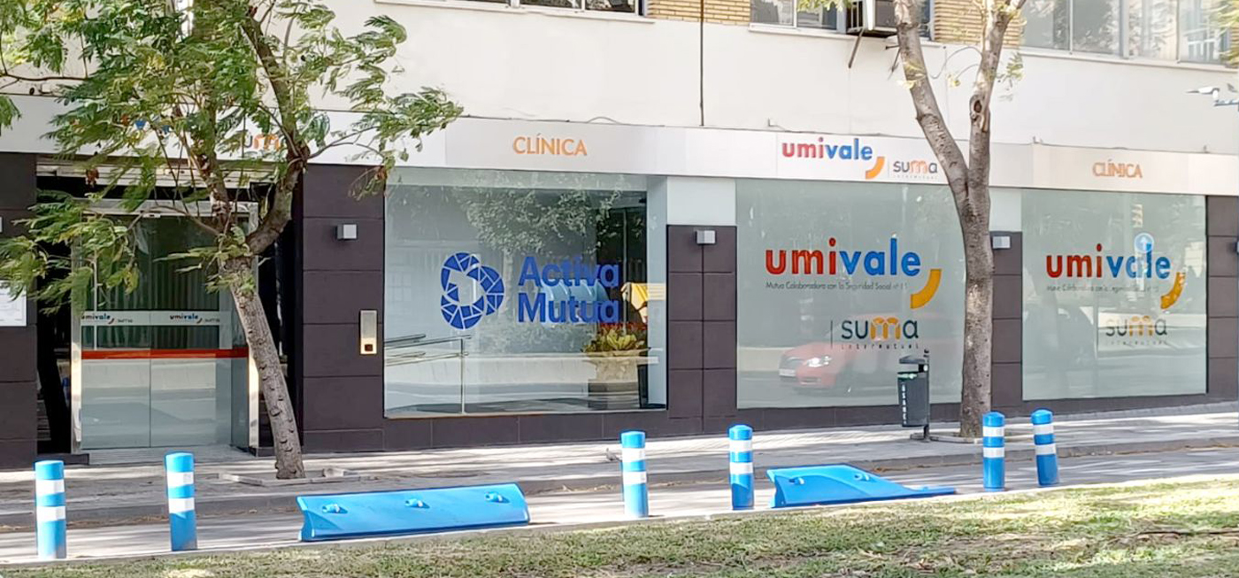 Fachada de la clínica de Umivale Activa en Málaga - Hilera